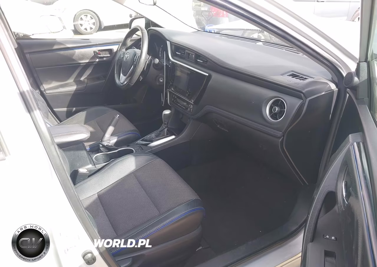 2018 Toyota Corolla Se VIN:2T1BURHE6JC116067 - 5