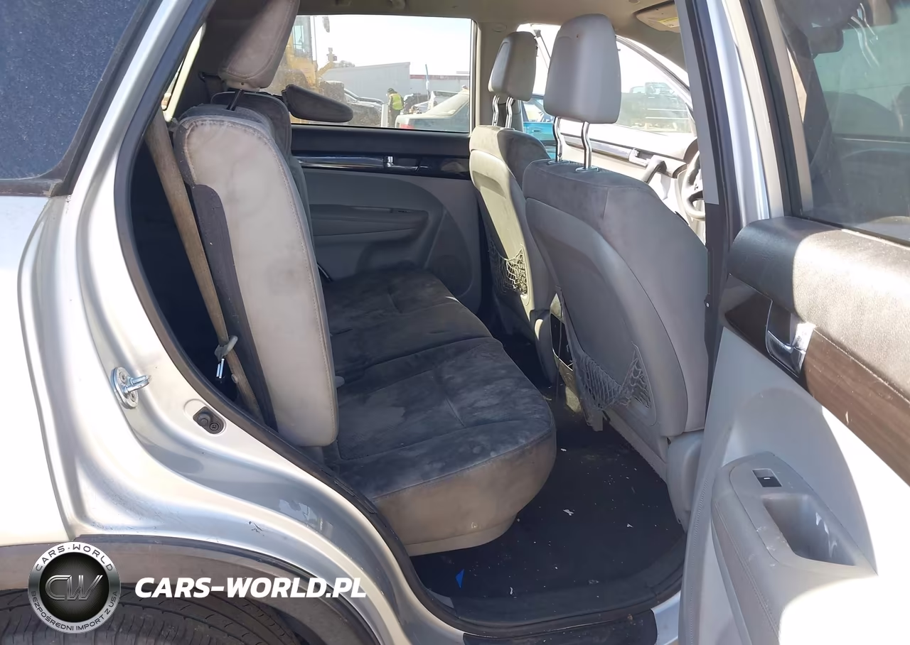 2011 Kia Sorento Lx V6 VIN:5XYKT4A24BG054177 - 8