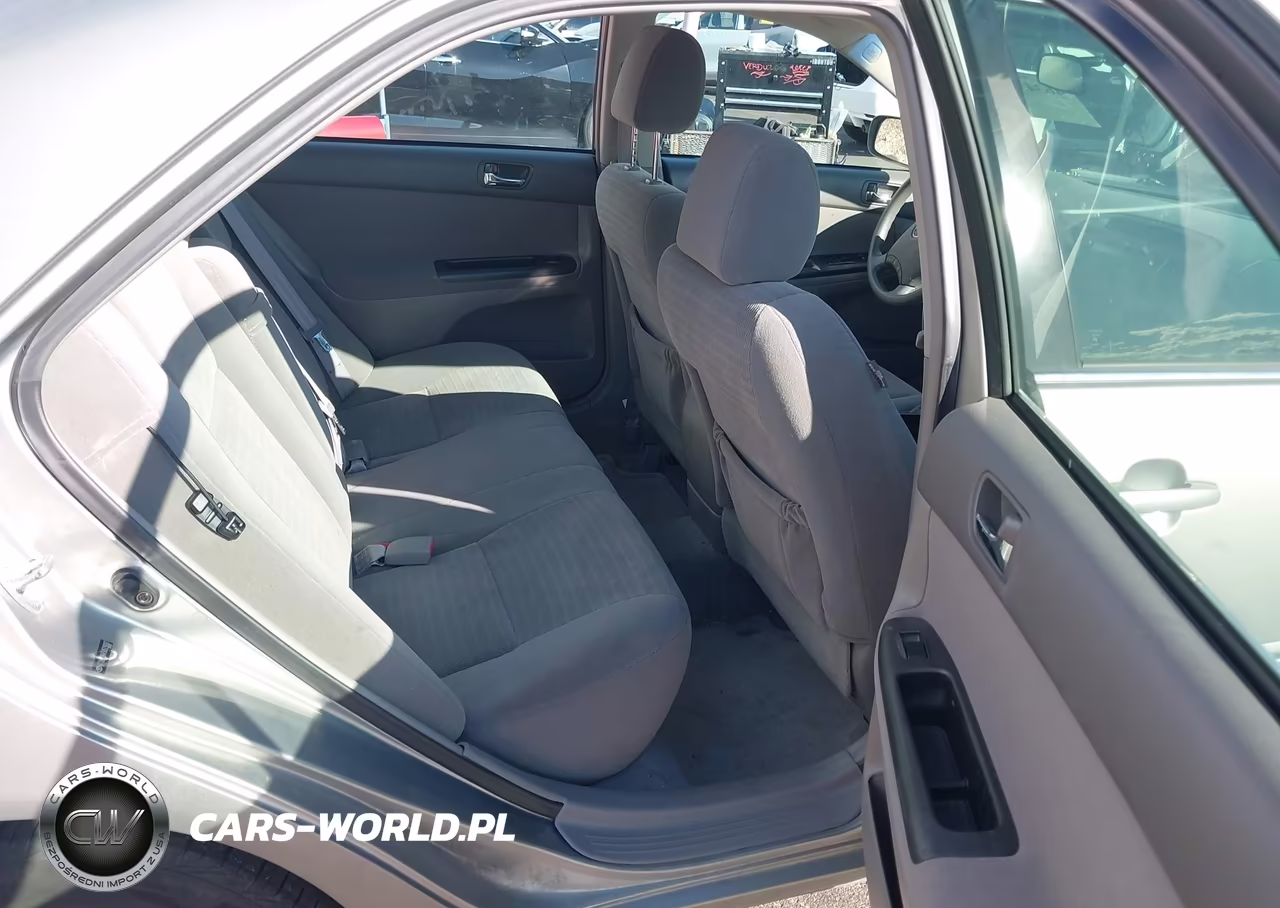 2005 Toyota Camry Le VIN:4T1BE30K45U529007 - 8