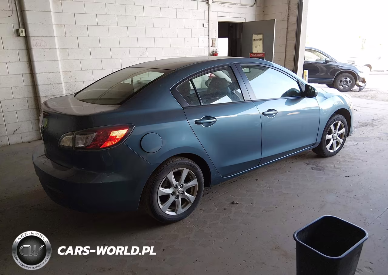 2010 Mazda Mazda3 I Touring VIN:JM1BL1SF9A1236780 - 4