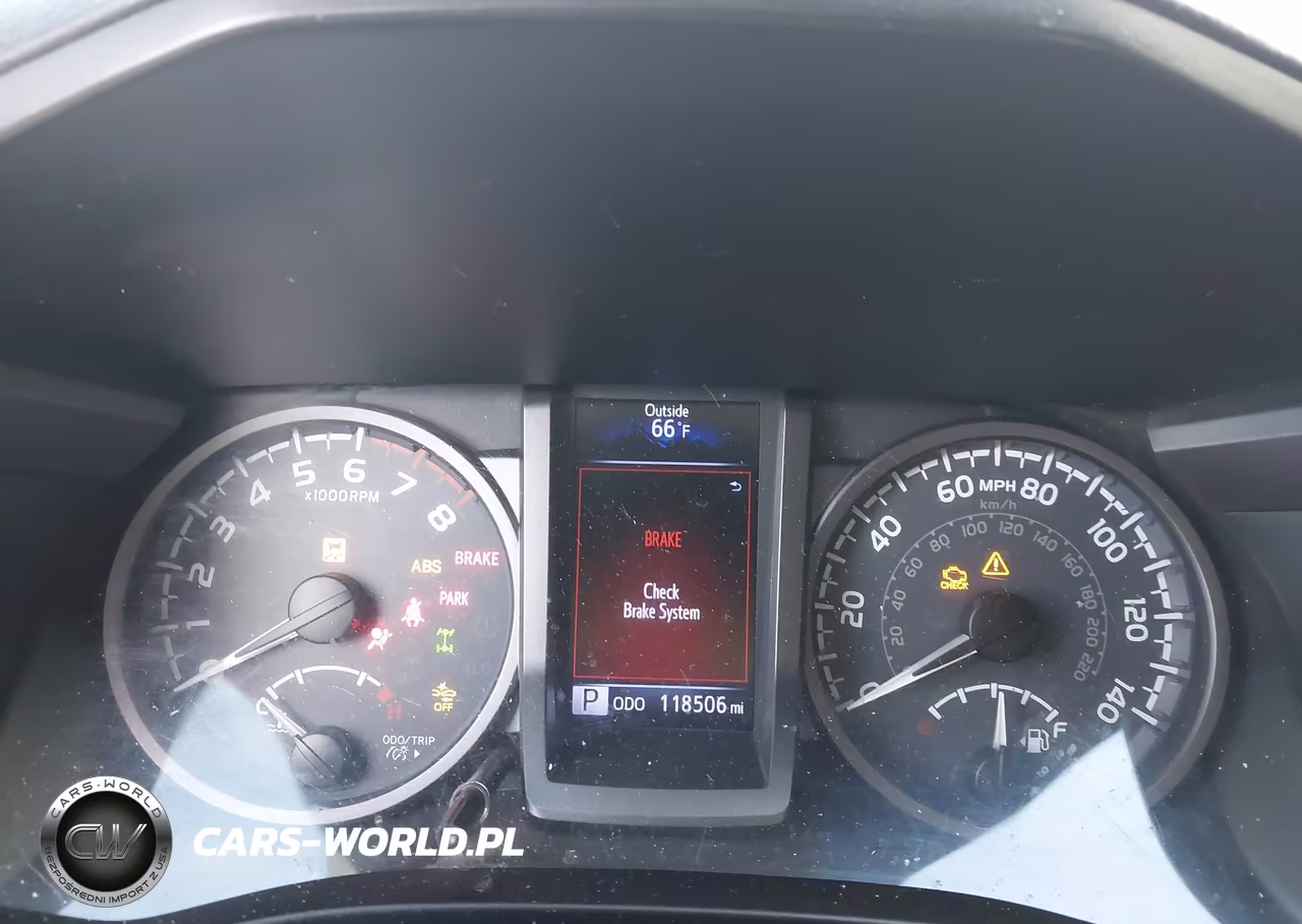 2018 Toyota Tacoma Trd Sport VIN:3TMDZ5BN5JM041428 - 7