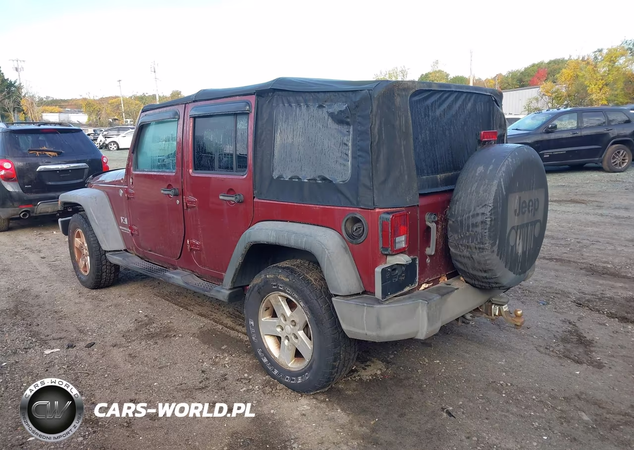 2007 Jeep Wrangler Unlimited X VIN:1J4GA39157L145661 - 3