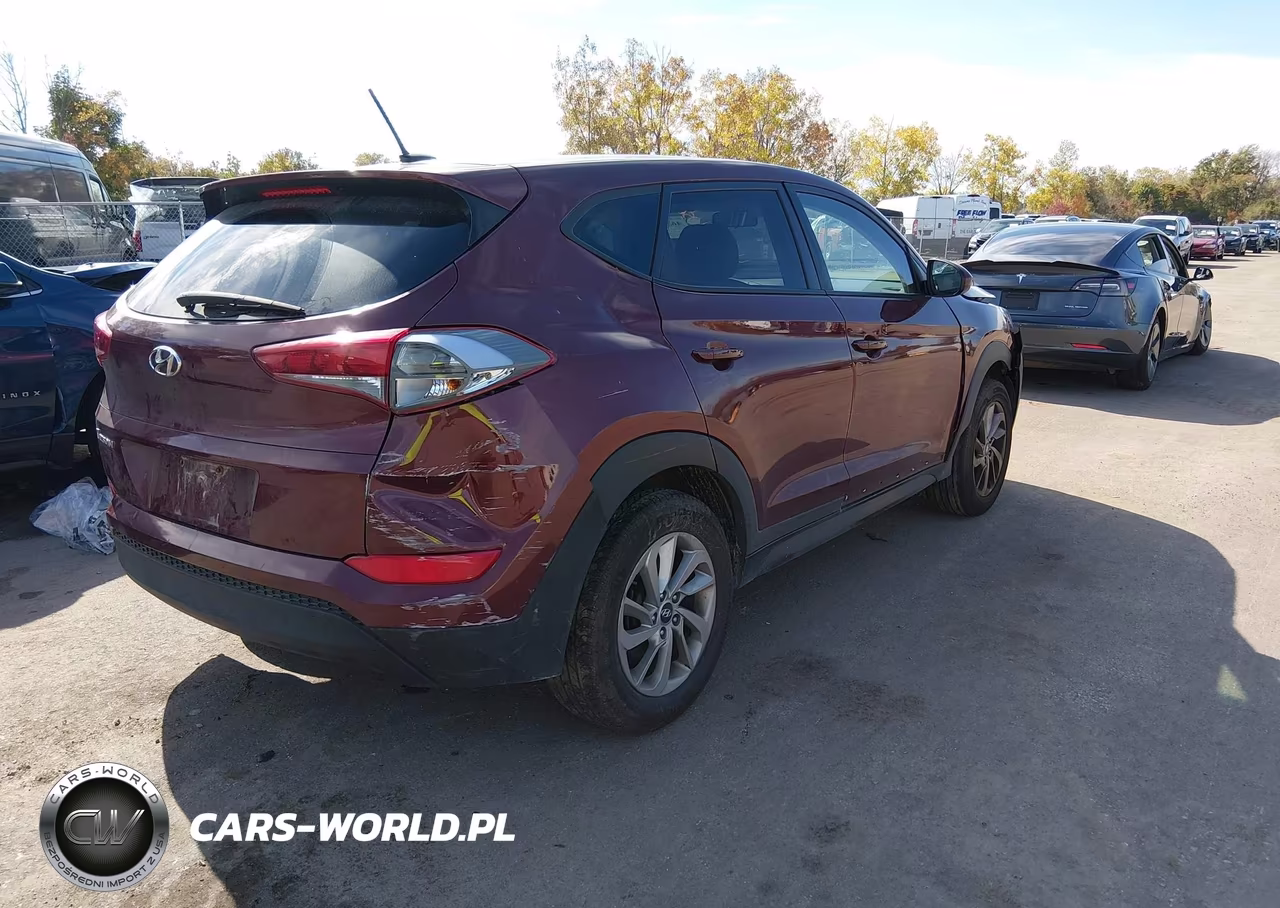 2017 Hyundai Tucson Se VIN:KM8J23A48HU262821 - 4