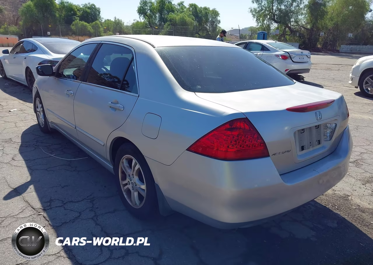 2007 Honda Accord 2.4 Se VIN:JHMCM56347C003300 - 3