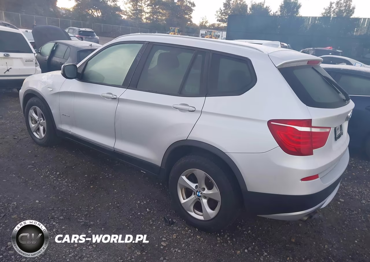 2011 BMW X3 xDrive28I VIN:5UXWX5C52BL709975 - 3