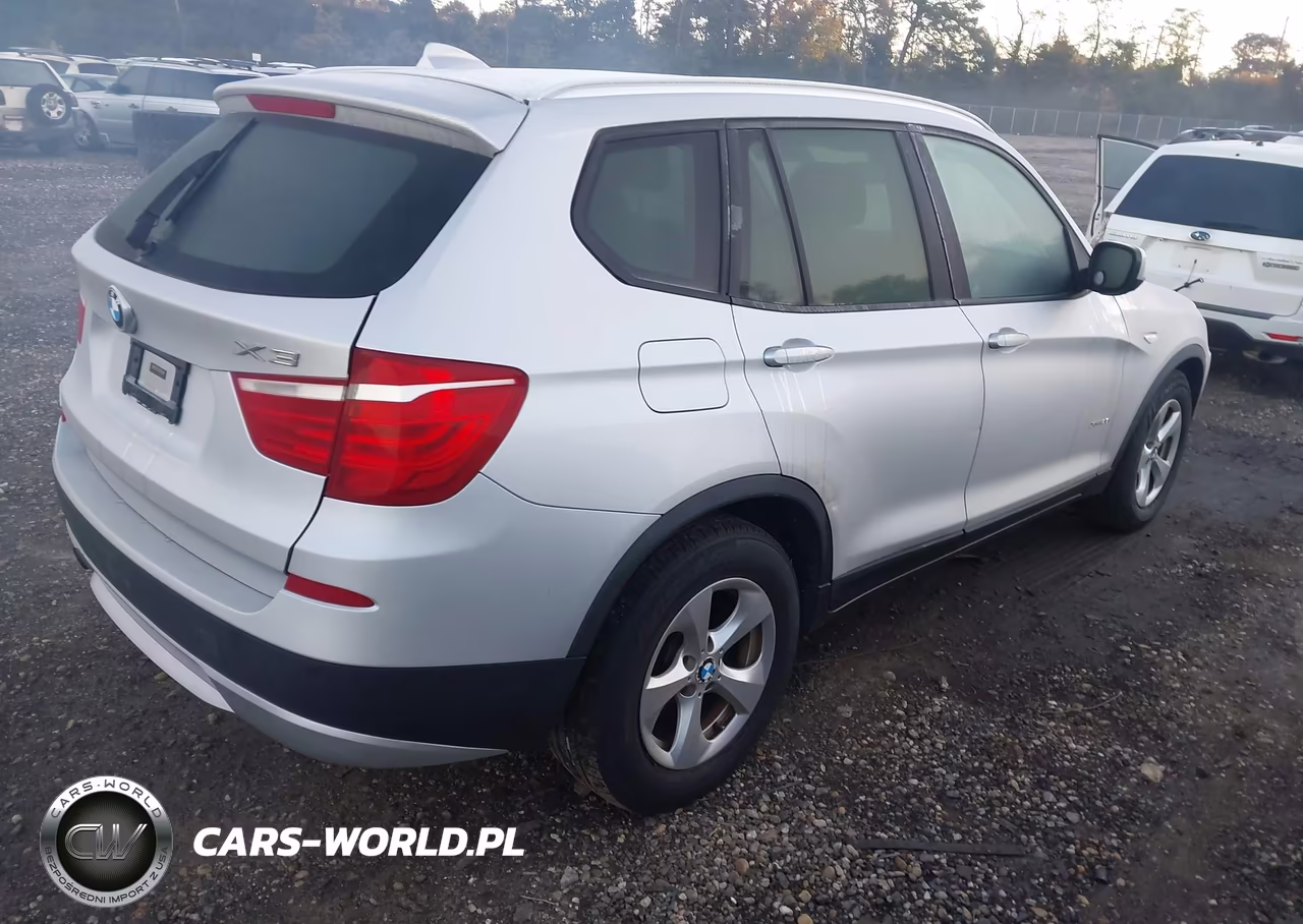 2011 BMW X3 xDrive28I VIN:5UXWX5C52BL709975 - 4