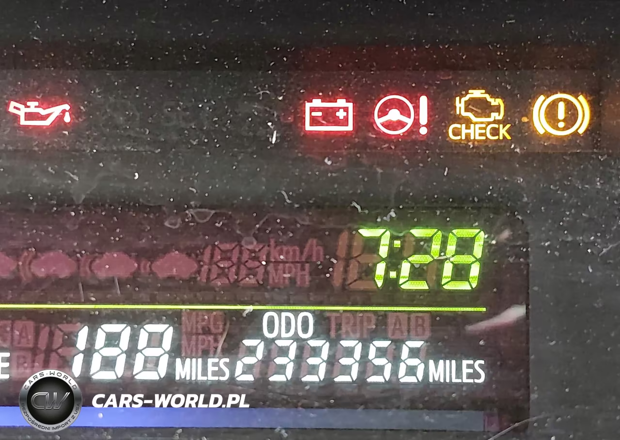 2012 Toyota Prius V Three VIN:JTDZN3EU2C3063013 - 15