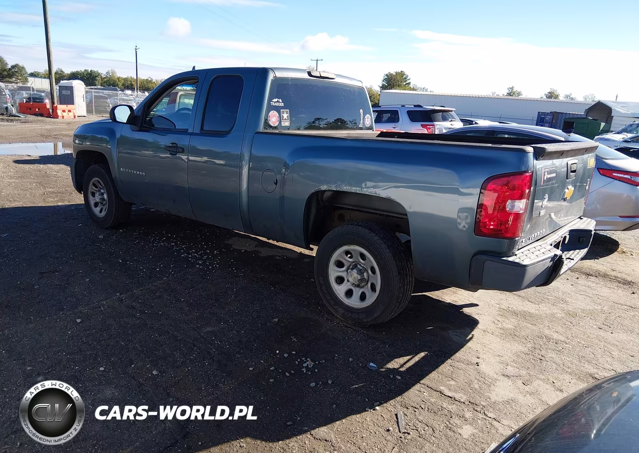 2008 Chevrolet Silverado 1500 Work Truck VIN:1GCEC19X88Z244585 - 3