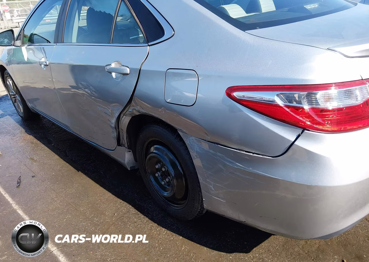 2016 Toyota Camry Se VIN:4T1BF1FK5GU246885 - 17