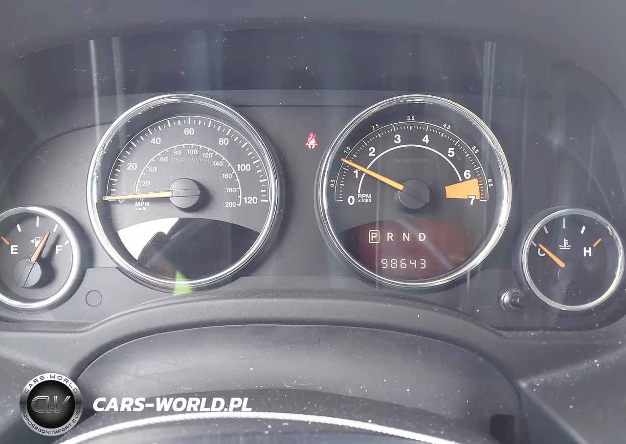 2016 Jeep Compass Latitude VIN:1C4NJCEA9GD715299 - 7