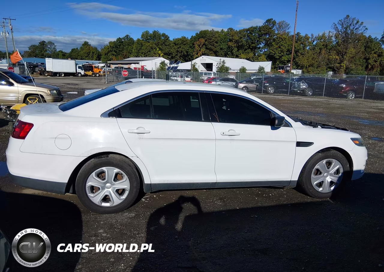 2015 Ford Police Interceptor VIN:1FAHP2L86FG149367 - 13