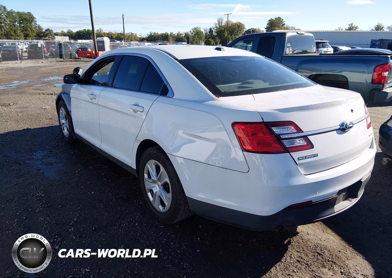 2015 Ford Police Interceptor VIN:1FAHP2L86FG149367 - 3