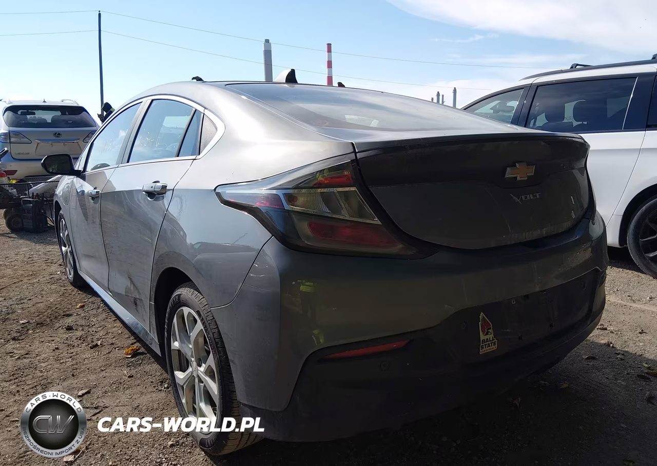 2016 Chevrolet Volt Premier VIN:1G1RB6S51GU100147 - 3