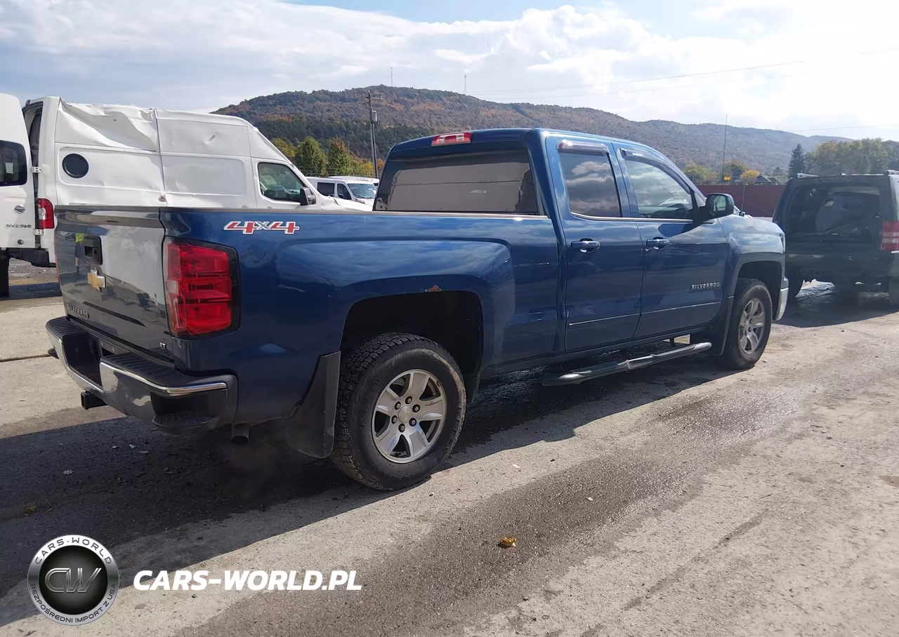 2015 Chevrolet Silverado 1500 1Lt VIN:1GCVKREC6FZ343214 - 4