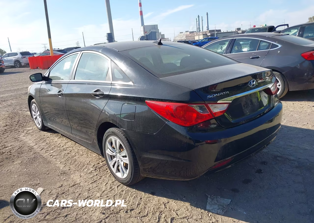 2012 Hyundai Sonata Gls VIN:5NPEB4AC4CH330828 - 3
