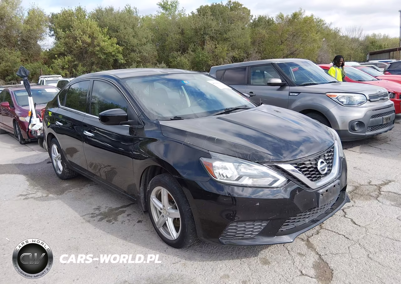 2016 Nissan Sentra S – zdjęcie 1 z 11