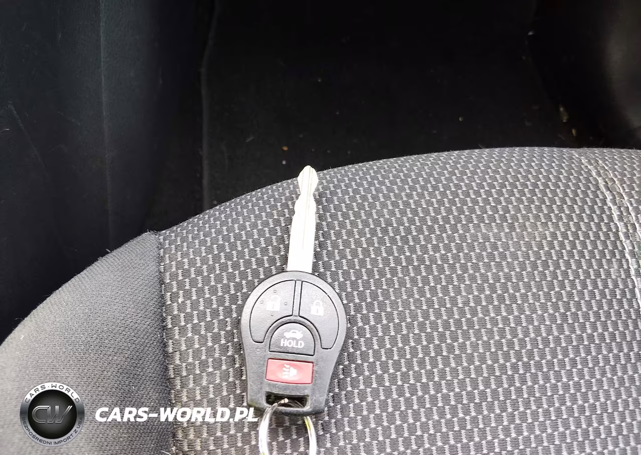 2016 Nissan Sentra S VIN:3N1AB7AP5GY332084 - 11
