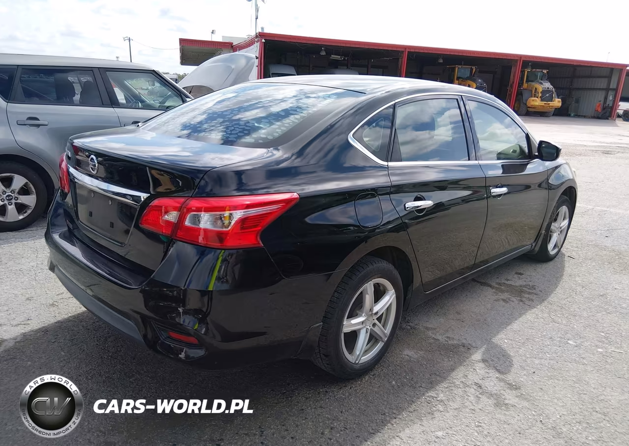 2016 Nissan Sentra S VIN:3N1AB7AP5GY332084 - 4