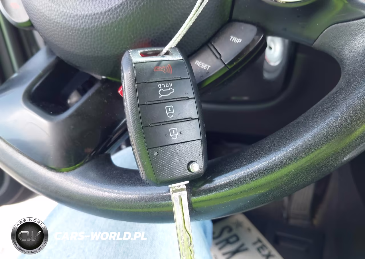 2015 Kia Soul VIN:KNDJN2A20F7163281 - 11