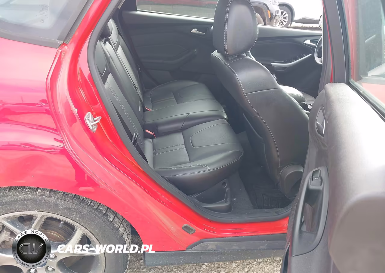 2014 Ford Focus Se VIN:1FADP3K28EL263393 - 8