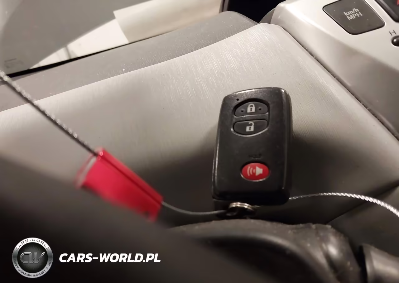 2012 Toyota Prius V Three VIN:JTDZN3EU2C3019898 - 11
