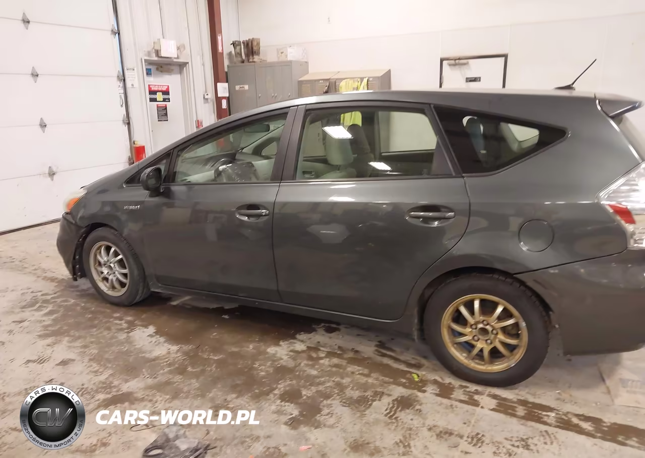 2012 Toyota Prius V Three VIN:JTDZN3EU2C3019898 - 14