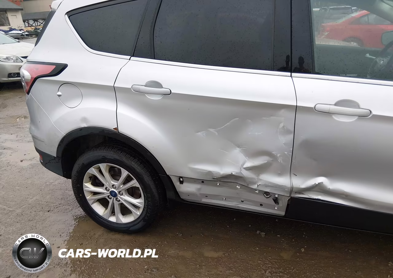 2017 Ford Escape Se VIN:1FMCU9GD5HUC41793 - 6