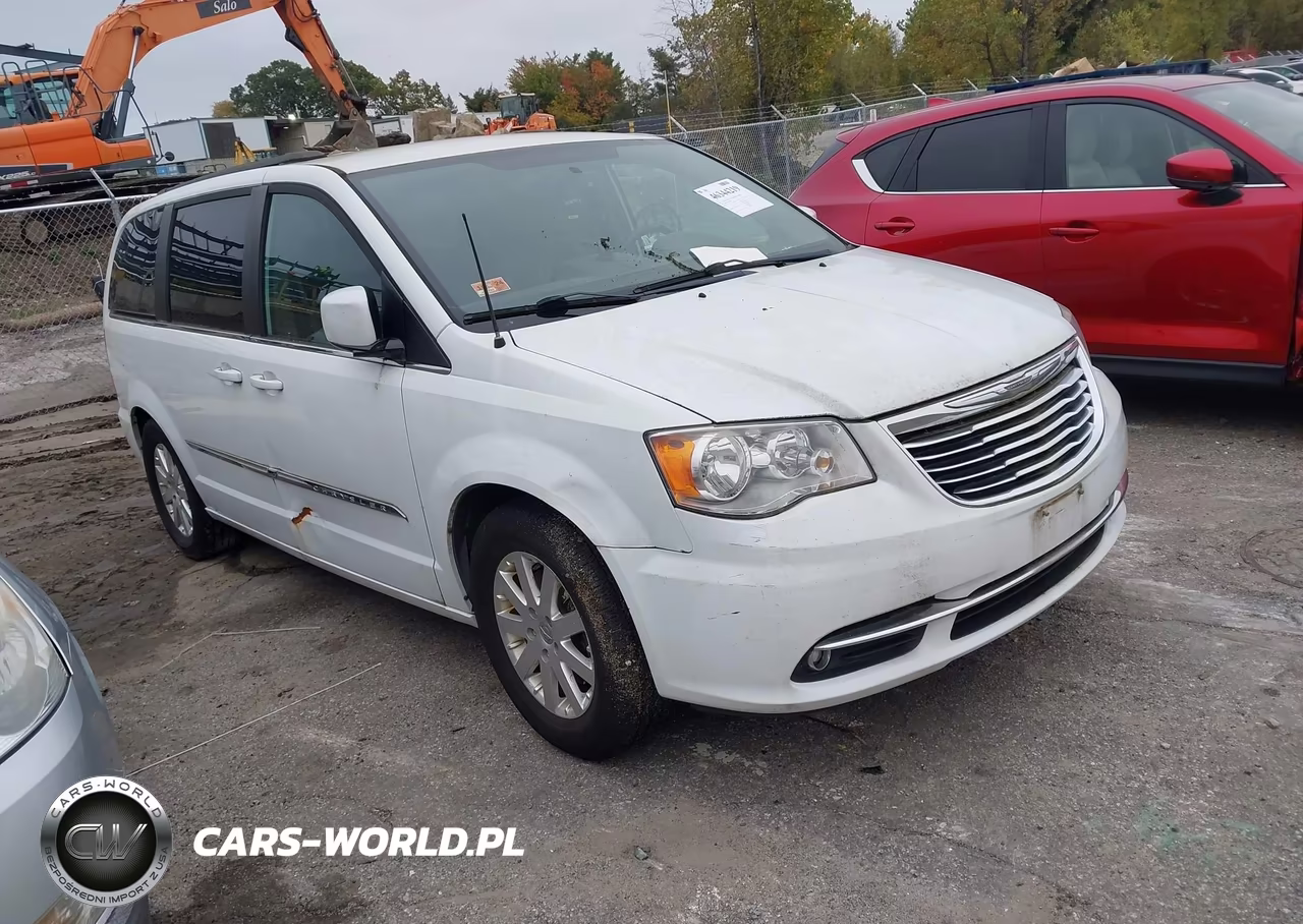 2016 Chrysler Town & Country Touring