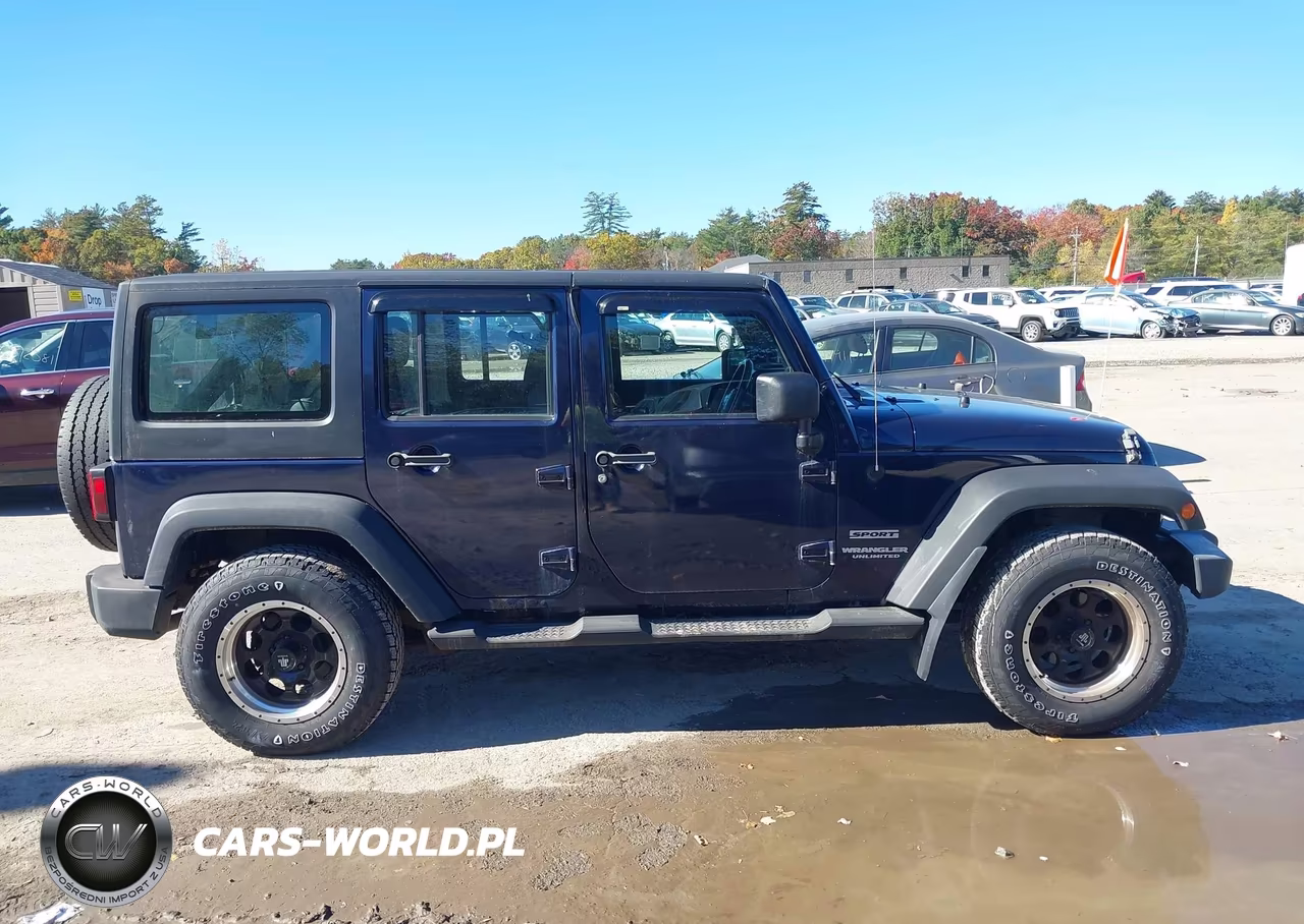 2013 Jeep Wrangler Unlimited Sport Rhd VIN:1C4BJWKG5DL635092 - 13
