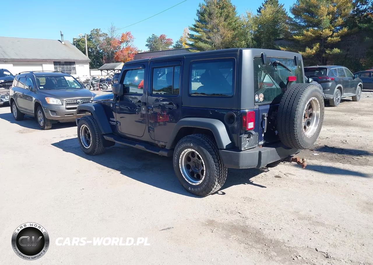 2013 Jeep Wrangler Unlimited Sport Rhd VIN:1C4BJWKG5DL635092 - 3