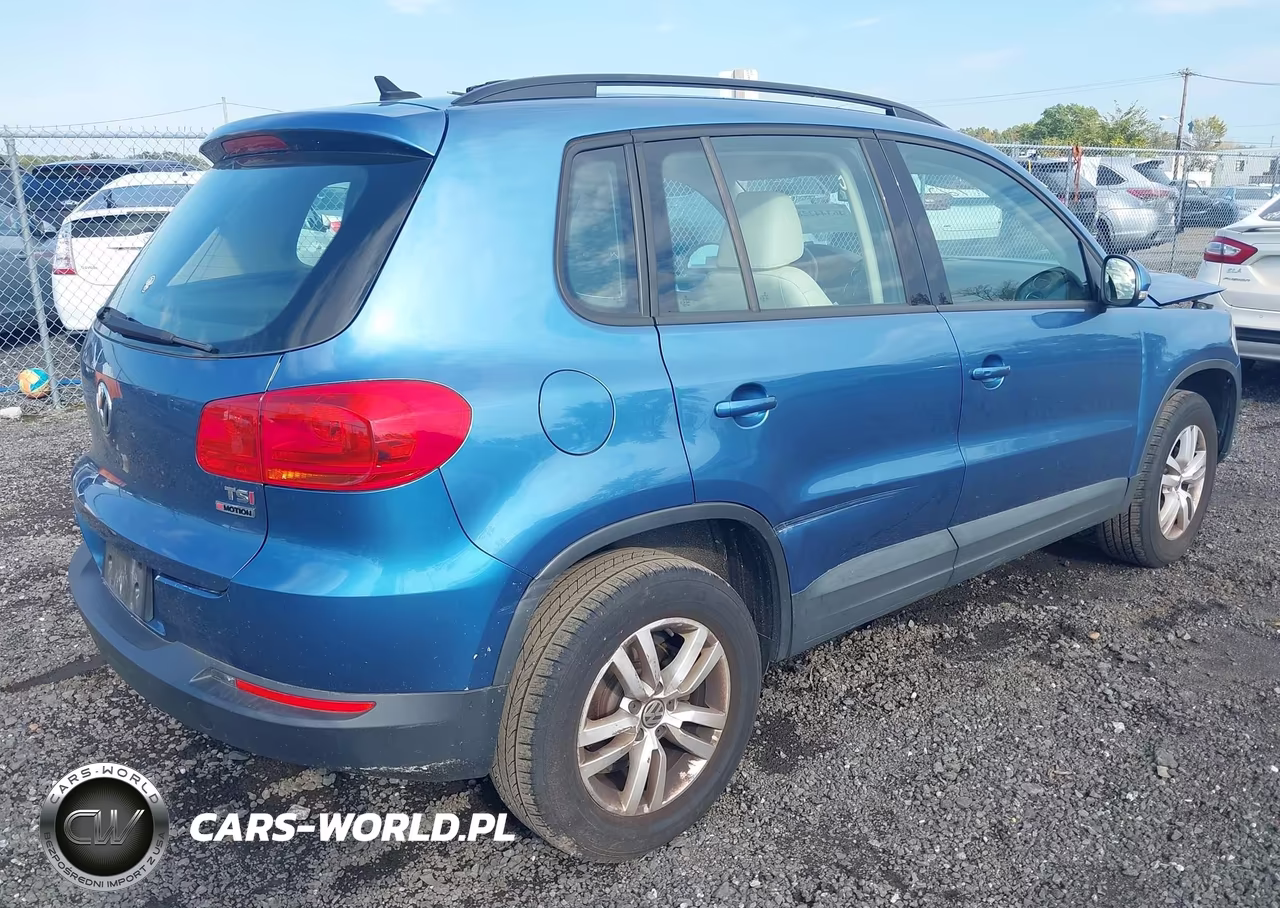 2017 Volkswagen Tiguan 2.0T-2.0T S VIN:WVGBV7AX8HK013959 - 4