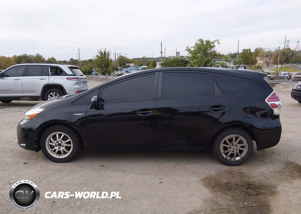 2017 Toyota Prius V Two VIN:JTDZN3EU6HJ056861 - 14