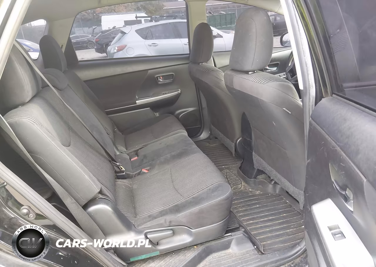 2017 Toyota Prius V Two VIN:JTDZN3EU6HJ056861 - 8