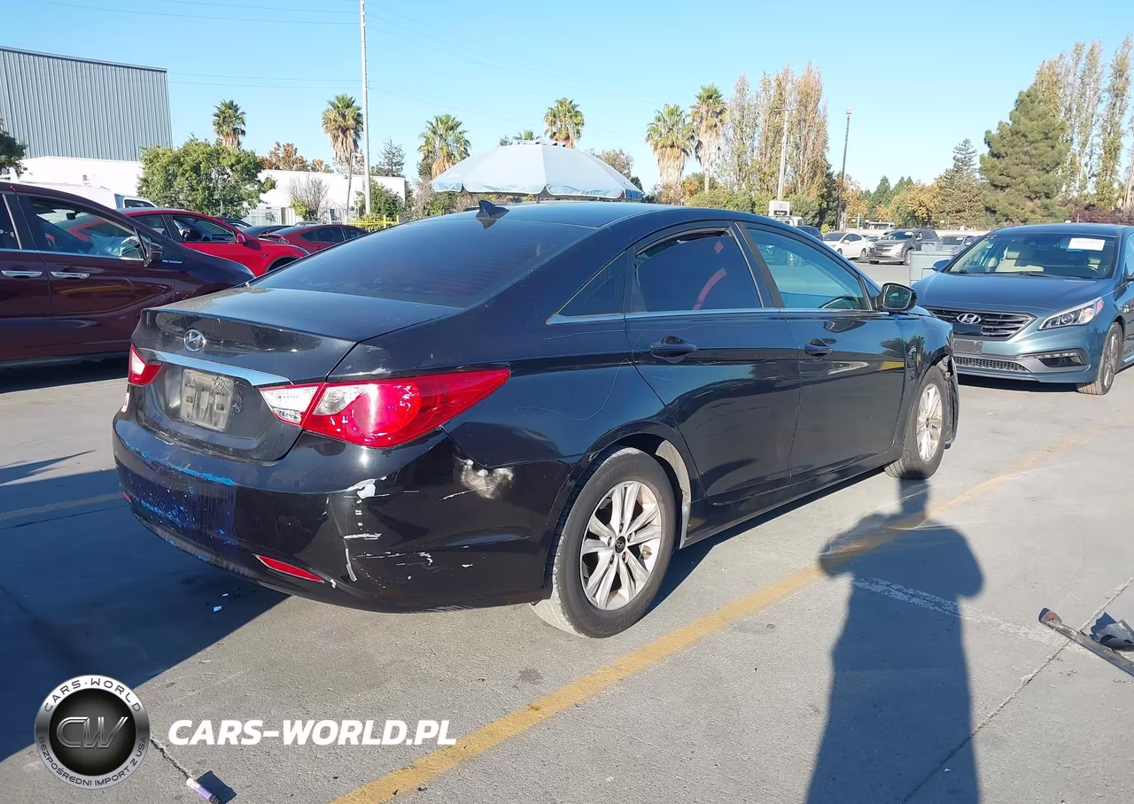 2013 Hyundai Sonata Gls VIN:5NPEB4AC3DH611262 - 4