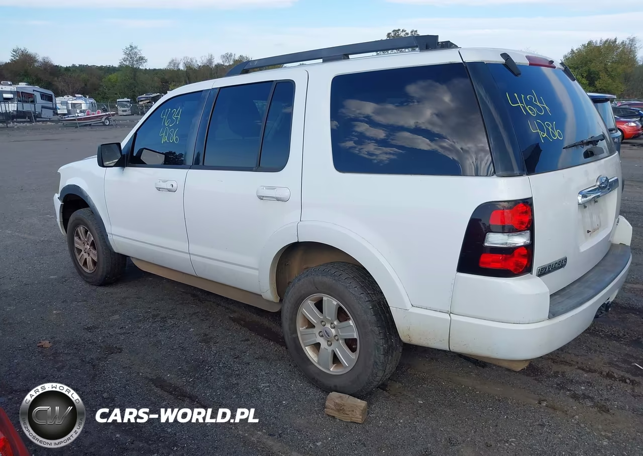 2010 Ford Explorer Xlt VIN:1FMEU7DE9AUA71888 - 3