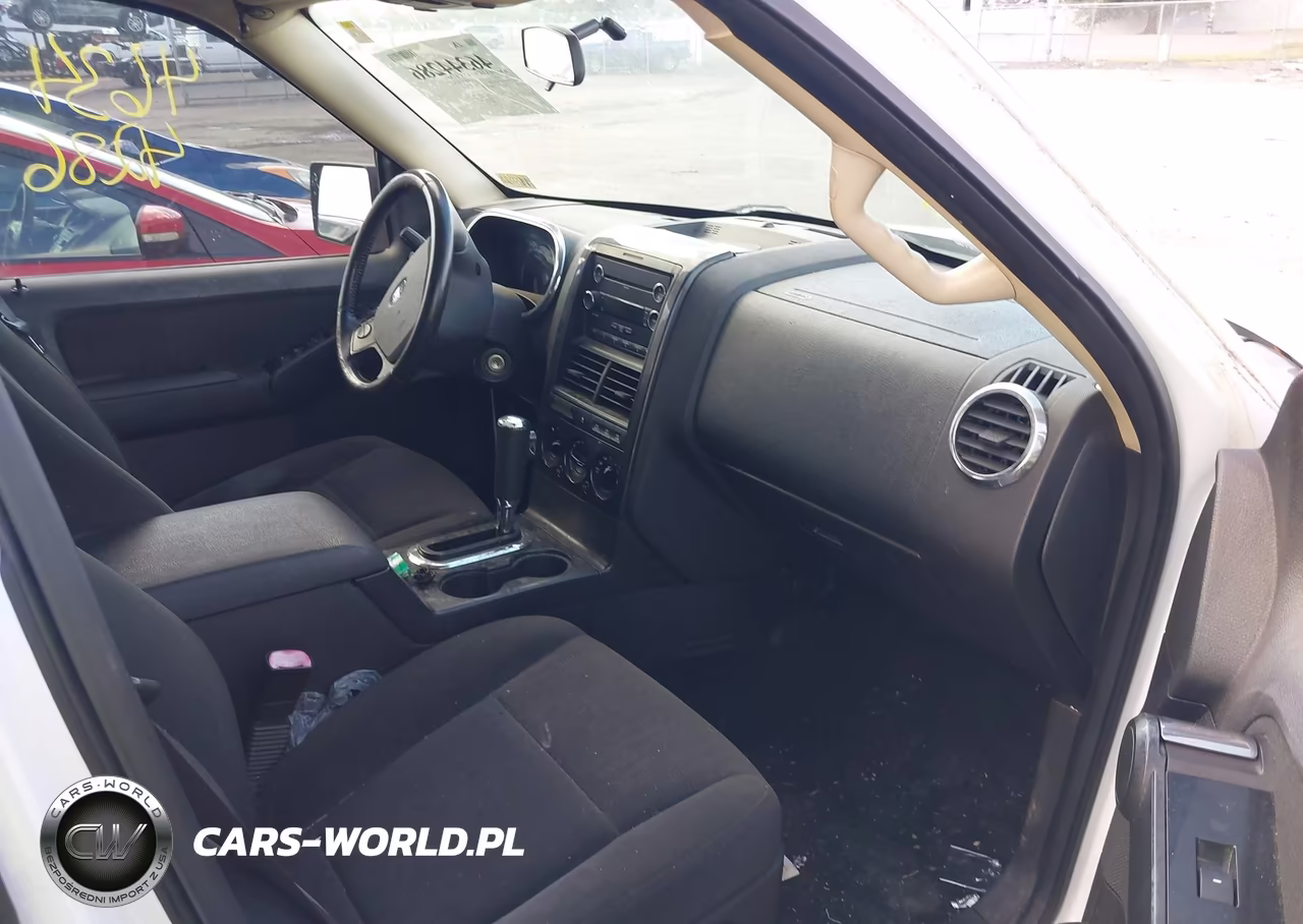 2010 Ford Explorer Xlt VIN:1FMEU7DE9AUA71888 - 5
