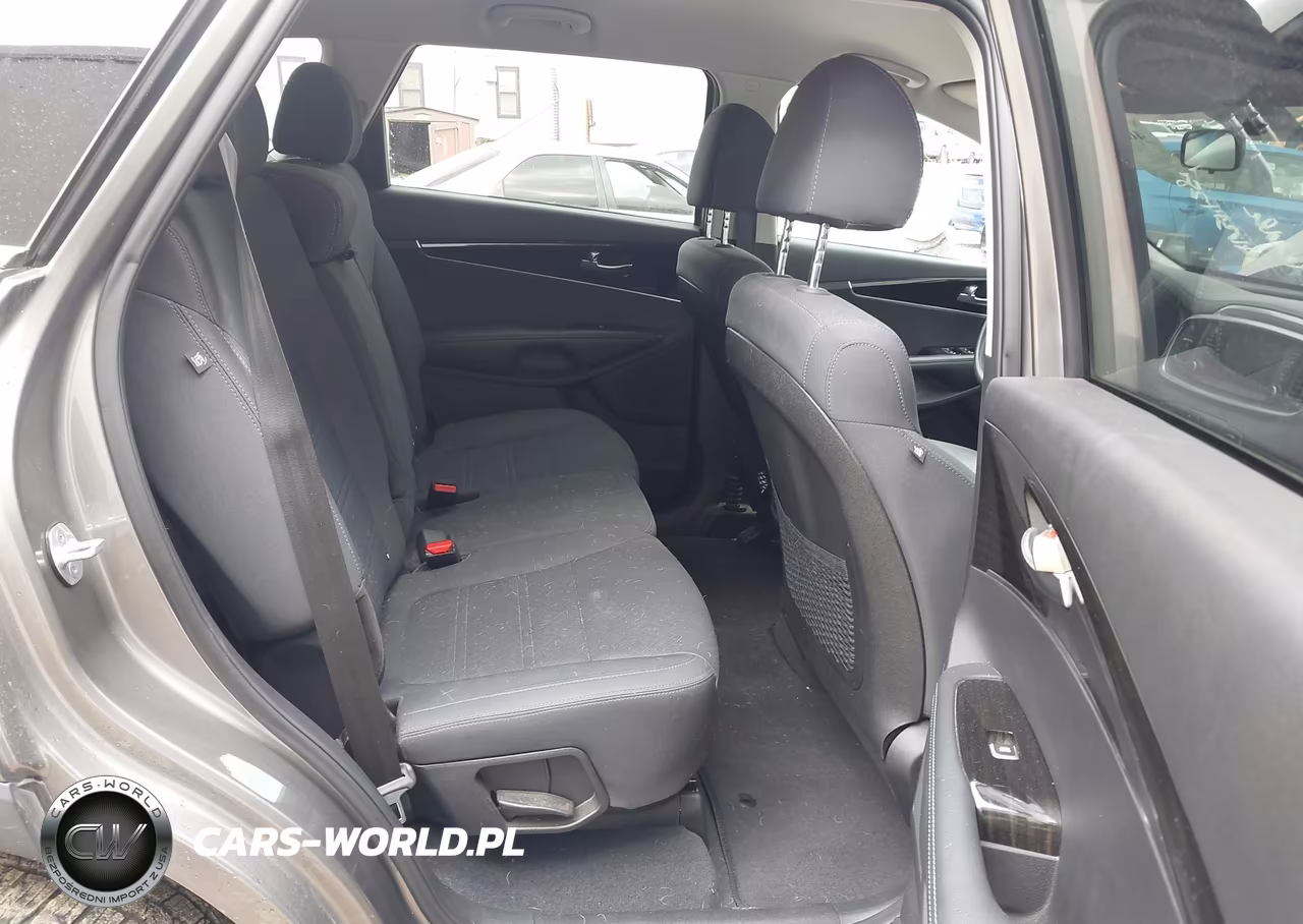 2019 Kia Sorento 2.4L Lx VIN:5XYPG4A37KG536838 - 8