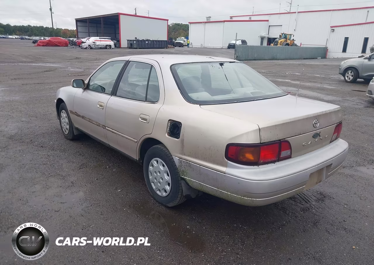 1996 Toyota Camry Dx-Le-Xle VIN:4T1BG12K5TU661685 - 3