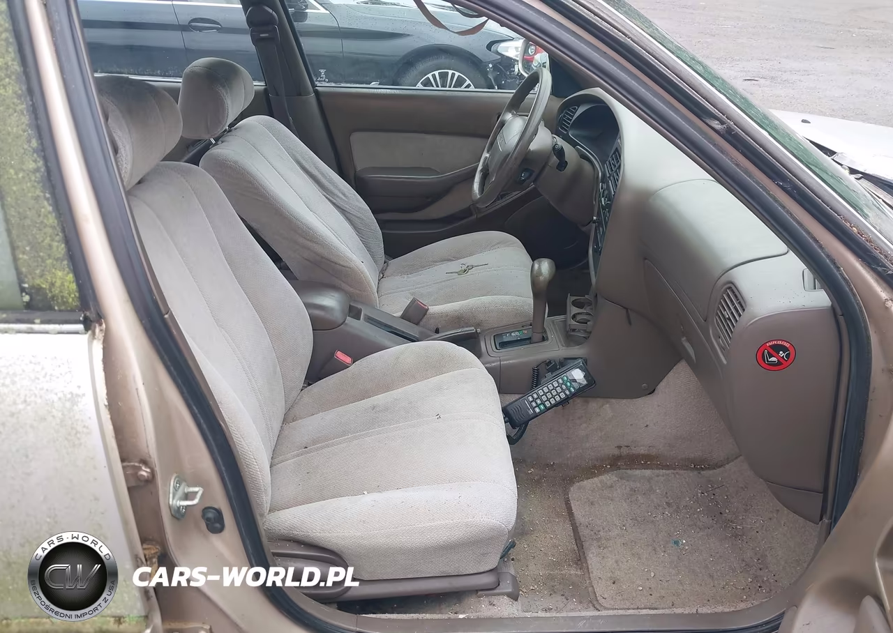 1996 Toyota Camry Dx-Le-Xle VIN:4T1BG12K5TU661685 - 5