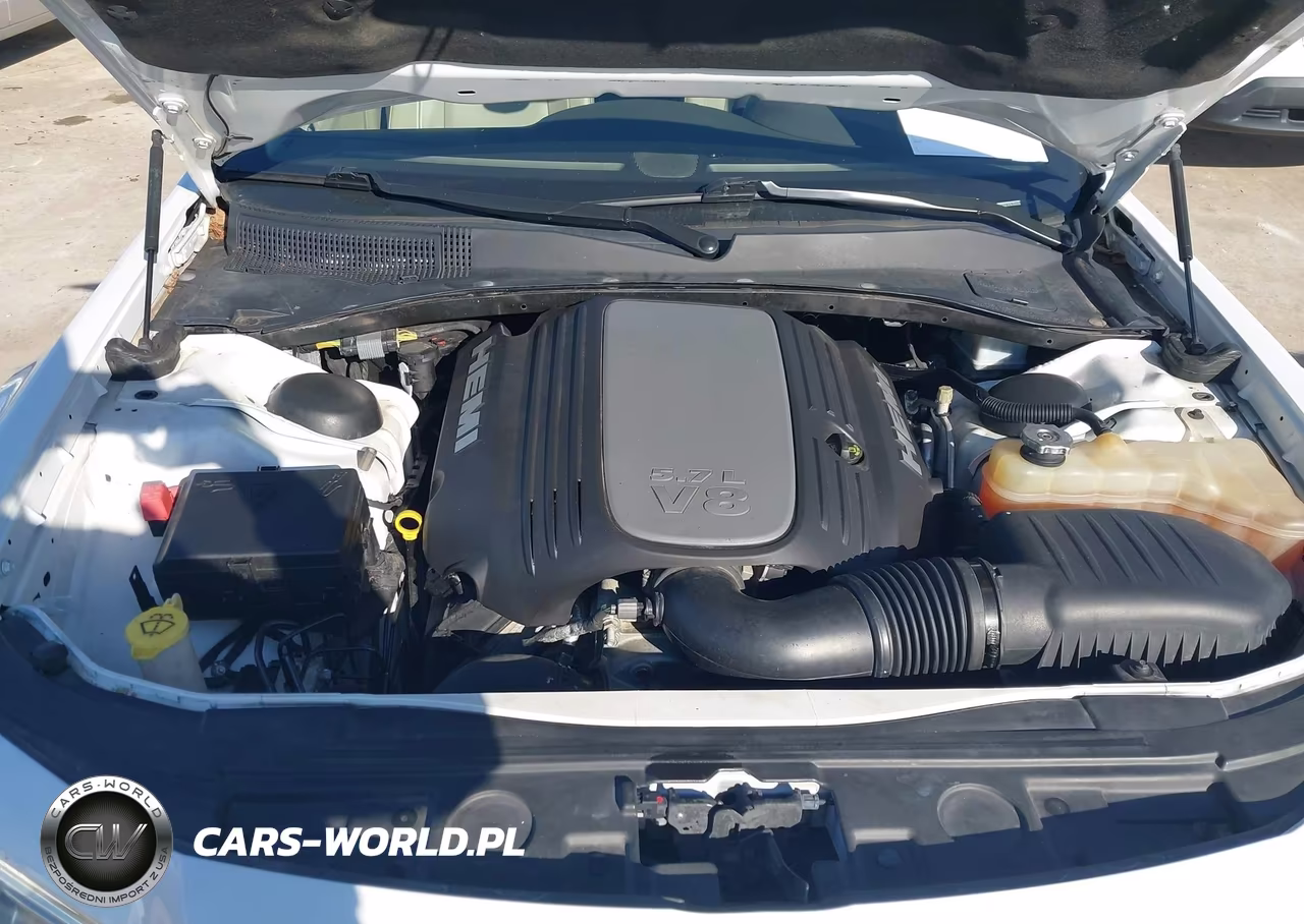 2014 Chrysler 300C VIN:2C3CCAET9EH250700 - 10