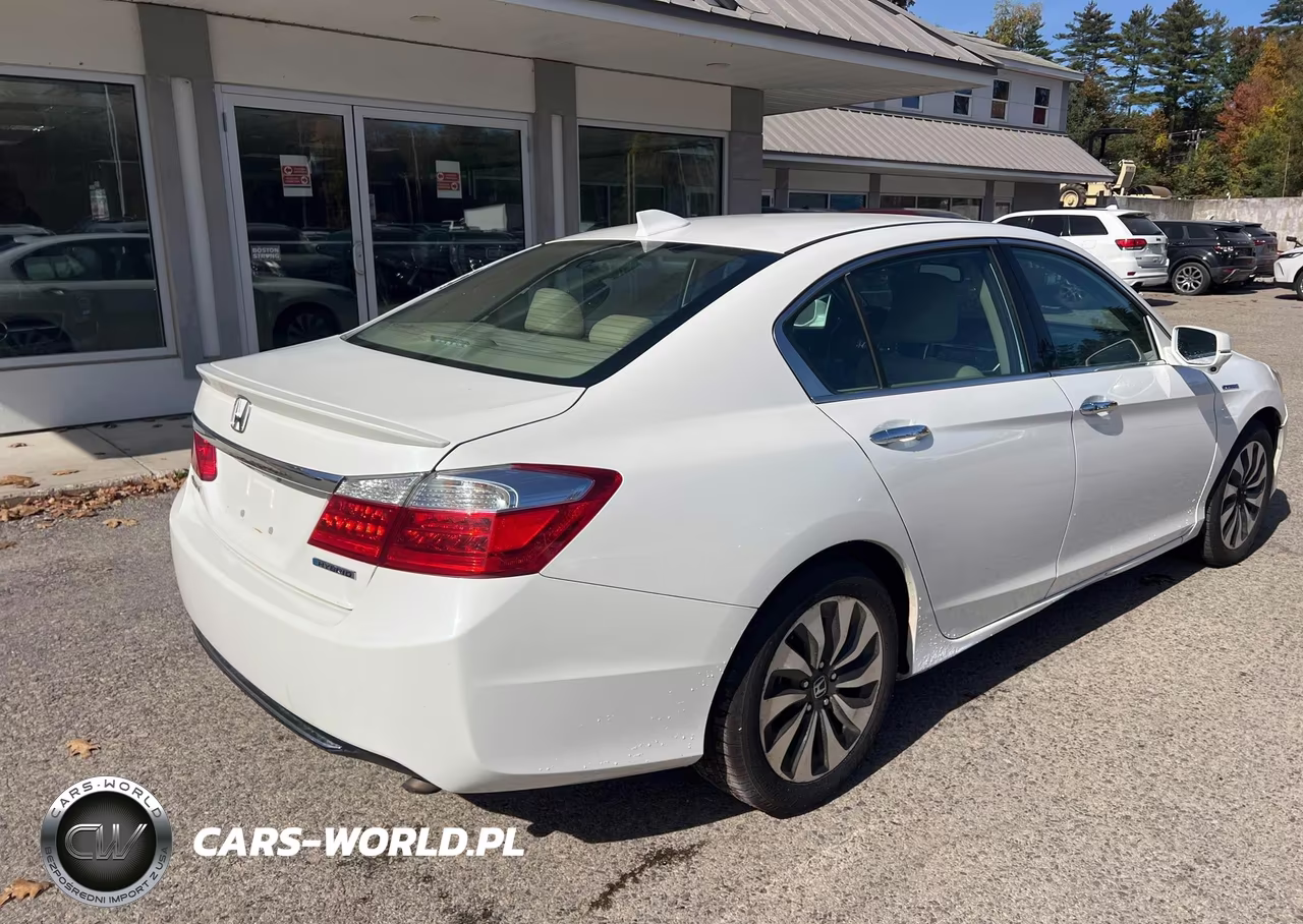 2015 Honda Accord Hybrid Ex-L VIN:1HGCR6F51FA012803 - 4