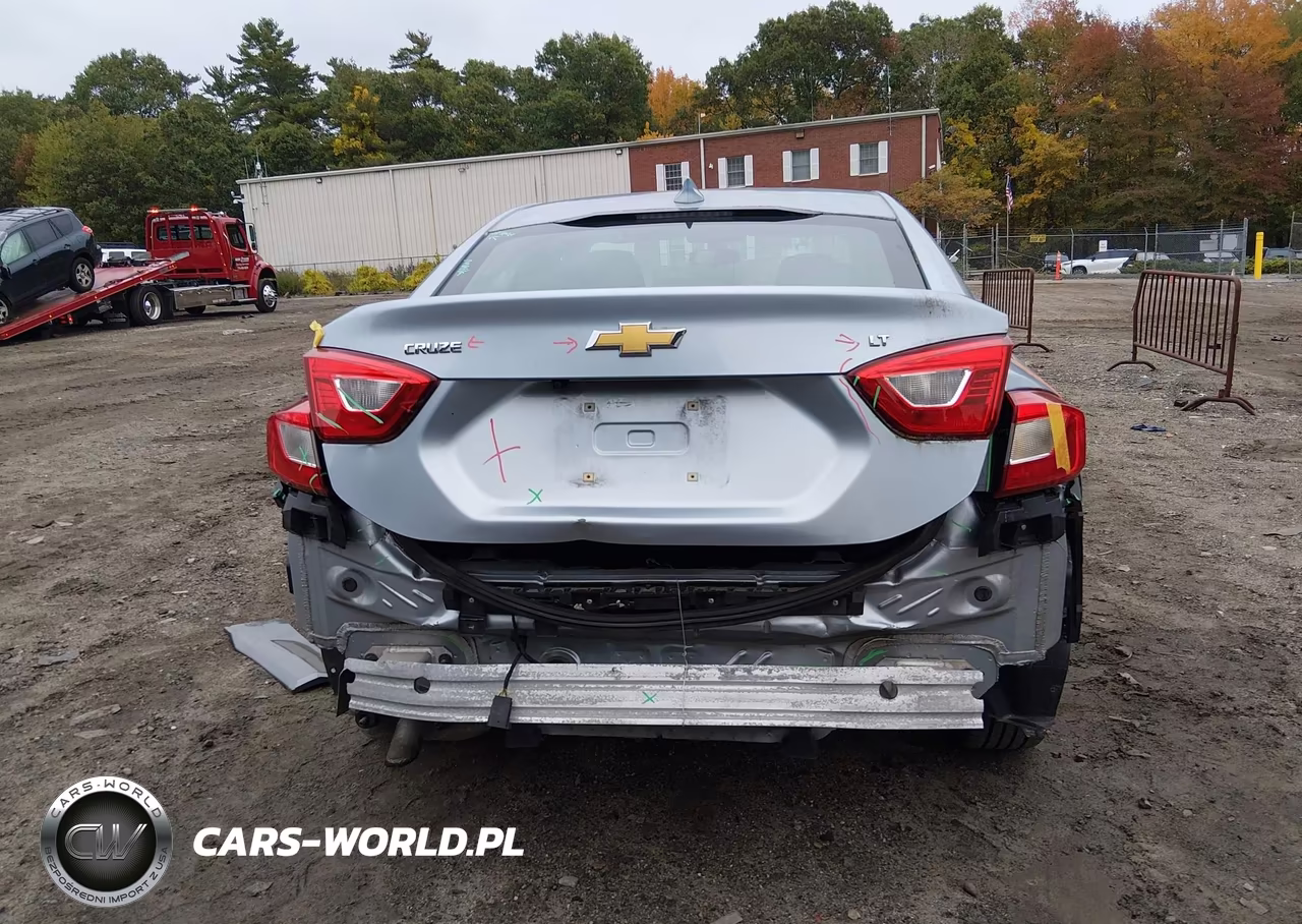 2018 Chevrolet Cruze Lt Auto VIN:1G1BE5SM1J7121175 - 17
