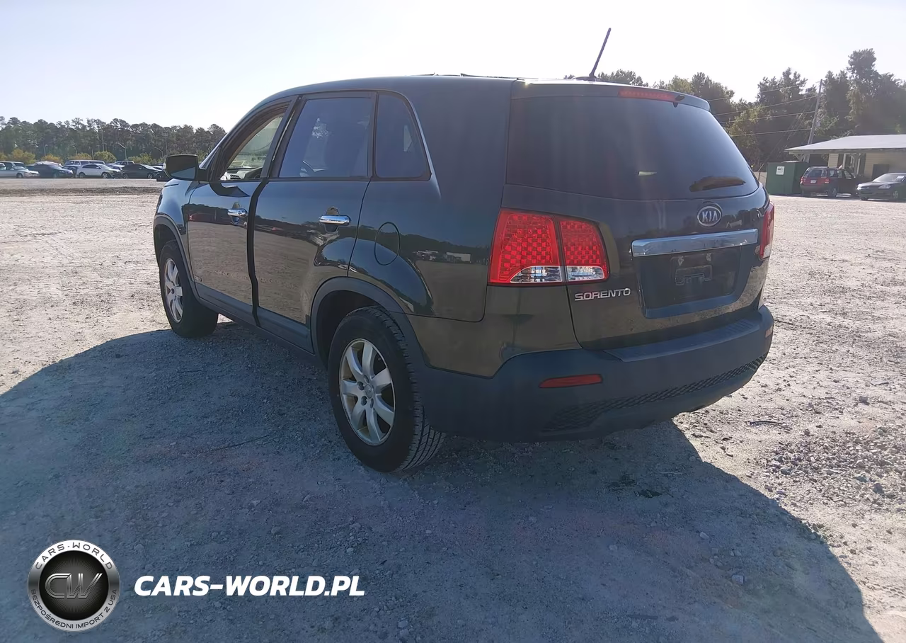 2012 Kia Sorento Lx VIN:5XYKTDA63CG221181 - 3