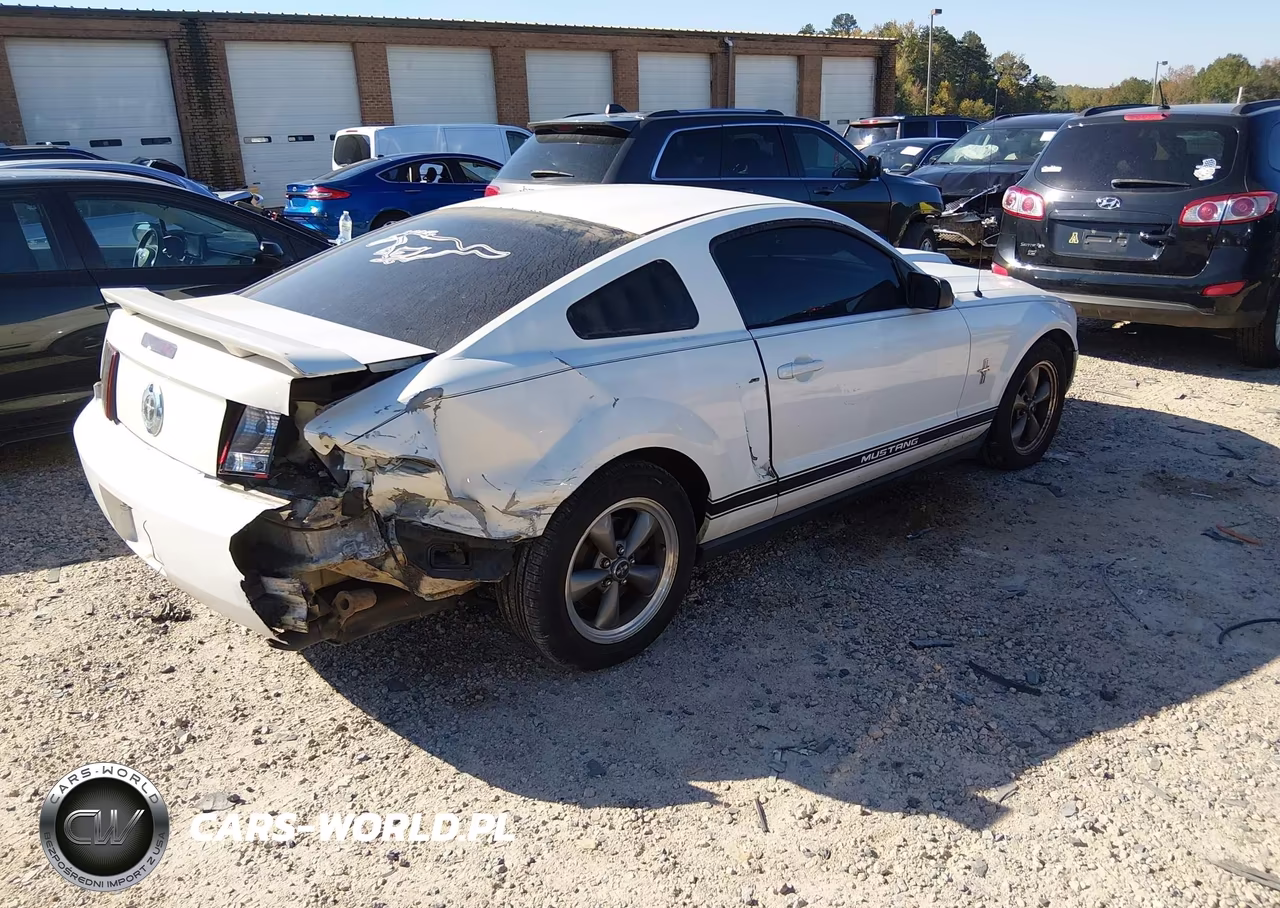 2006 Ford Mustang V6 VIN:1ZVFT80N565111776 - 4
