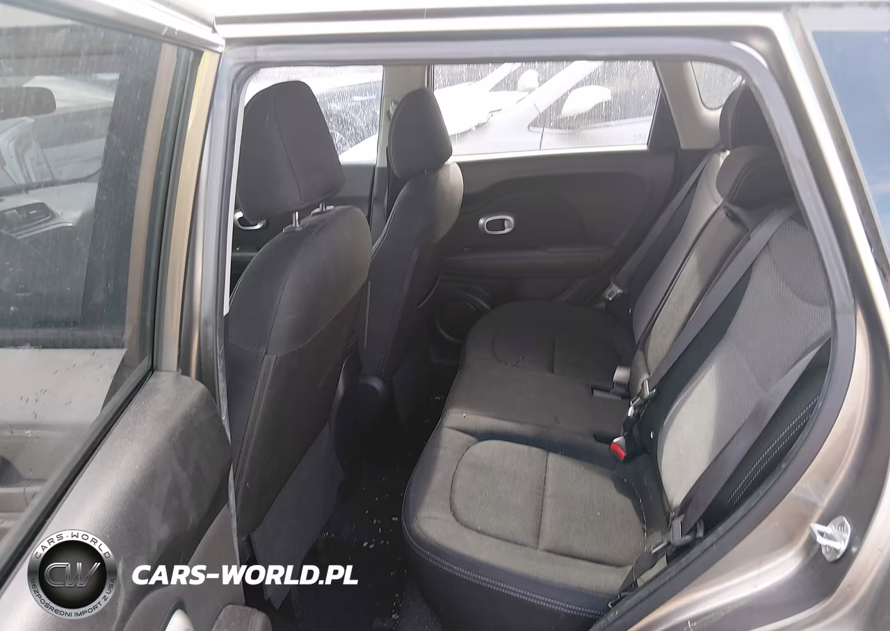 2018 Kia Soul + VIN:KNDJP3A57J7567245 - 8