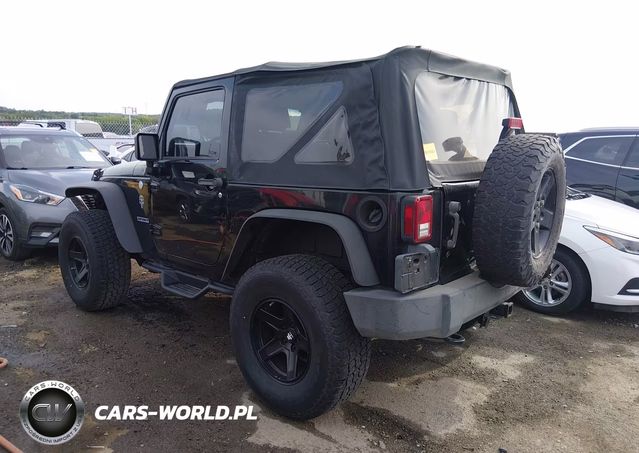 2010 Jeep Wrangler Sport VIN:1J4AA2D11AL228664 - 3