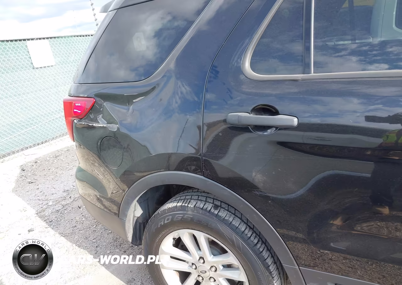 2017 Ford Explorer VIN:1FM5K7BH9HGD39799 - 17