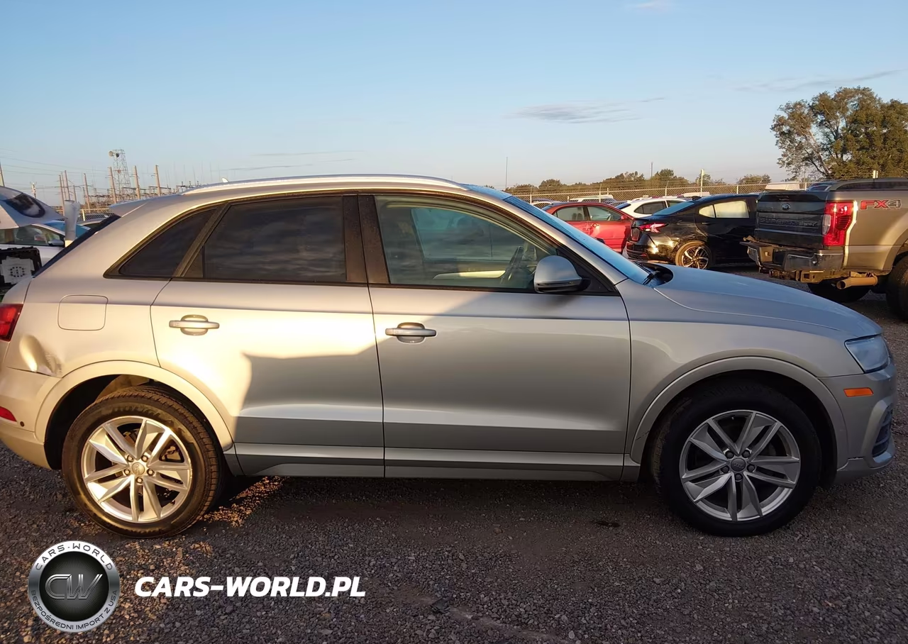 2017 Audi Q3 2.0T Premium VIN:WA1BCCFS9HR015950 - 13