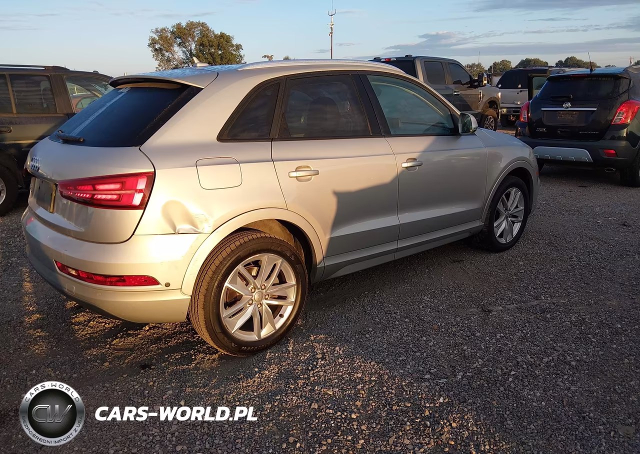 2017 Audi Q3 2.0T Premium VIN:WA1BCCFS9HR015950 - 4