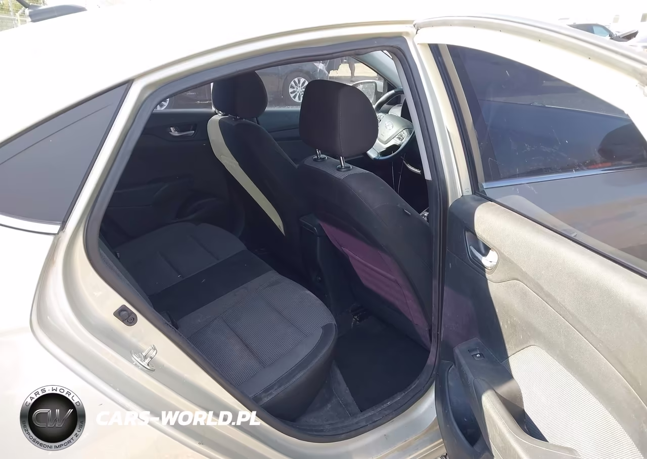 2018 Hyundai Accent Limited VIN:3KPC34A36JE027216 - 8